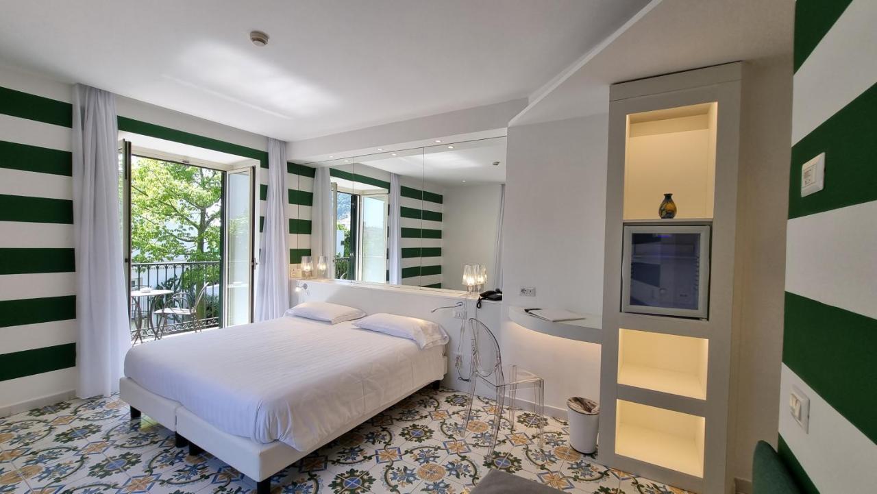 Hotel Alpha